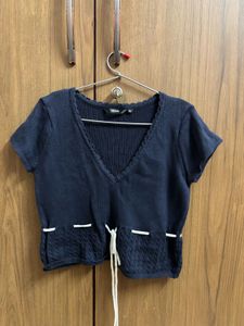 Navy V-Neck Cropped Knit Top