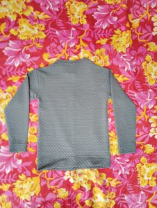 Grey "HELLO!" Graphic Sweatshirt