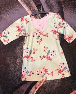 Light Green Floral V-Neck Top