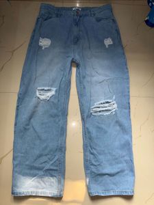 Distressed Wide Leg Jeans