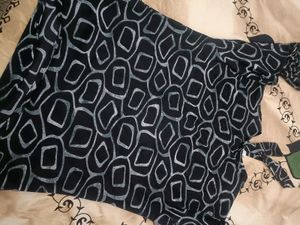 New Without Tag Stylish Tunic/ Top In Xl Size