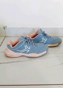 💫 Girl'sLight Blue Lace-Up Sneakers