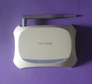 TP-Link WiFi Router with USB Port