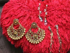 Elegant Earrings Set