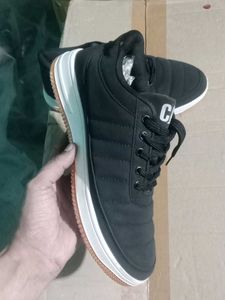 NEW NO USED CASUAL SHOES FOR MAN,