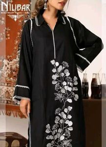 Elegant Black Kurta with White Floral Embroidery