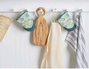 Stylish Oven Mitt