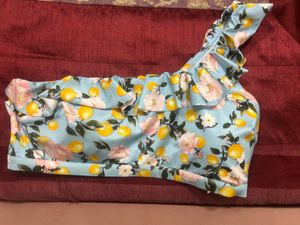 Victoria secret Cute One-Shoulder B