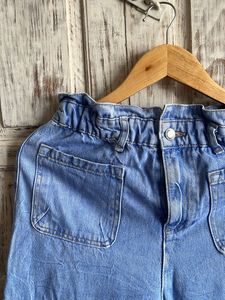 Zara Baggy Jeans In Small Size