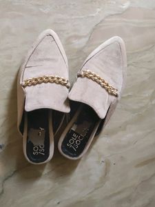 Belly Type Slipper Good Condition