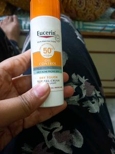 Eucerin Sunscreen Oil Control SPF 50+