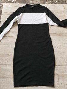 Casual Black & White Midi Dress