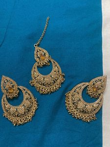 Indian Ethnic Jewelry Set - Earrings & Tikka