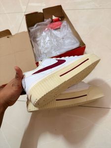 Women Nike legacy court Lift Sneakers