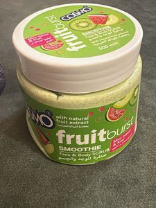 Cosmo Fruitburst Smoothie Scrub