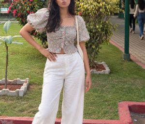 Floral Puff Sleeve Smocked Crop Top