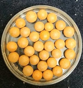 THE BRONZING PEARLS