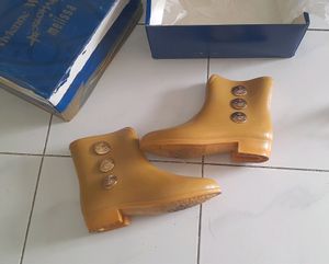 Melissa Viviane Westwood Tan Booties