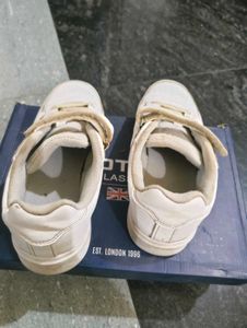 White Casual Sneakers with Velcro