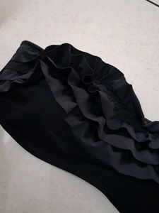 XL Black Ruffled Bandeau Bikini Top