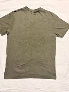Max V-Neck T-Shirt