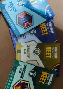Aakash Study Material for Entrance Exams MOMENTUM