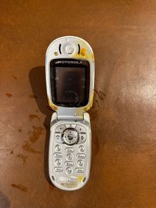 Motorola V300 Vintage Flip Phone