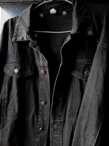 Black Denim Jacket Outfit