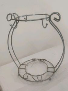 4 Cup Hanging N Saucer Holder