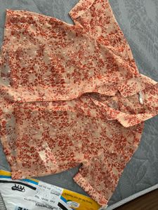 ONLY Chic Printed Short Sleeve Top
