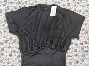 Chic Black Relaxed Fit Top