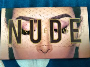 Nude Eyeshadow Palette