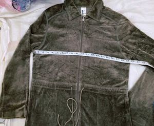 Velvet stylish trac suit 👍👍