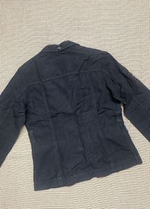 Stylish Denim Jacket - Versatile &amp; Chic
