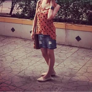 Hot denim skirt