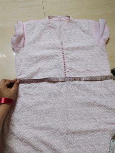 chikankari kurti (short slv)