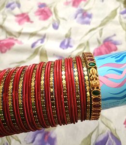 Traditional Red Bangles Set