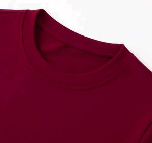 savana by urbanic maroon sleek tshirt