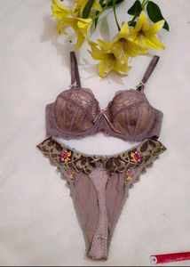 Elegant Lace Bra and embroidered thong set