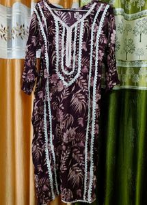 Floral Print Kurta with Lace Detail
