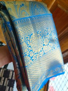 unique Exquisite Blue &amp; Gold Brocade Saree