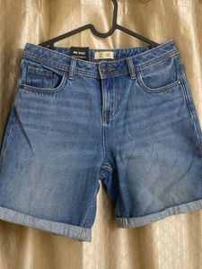 Stylish Blue Denim Shorts