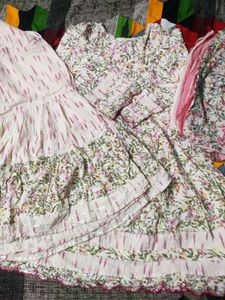 Floral Embroidered Kurta Set