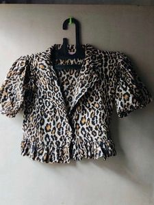 Leopard Print Ruffled Cropped Jacket
