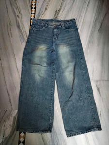 Wide Leg Baggy Jeans