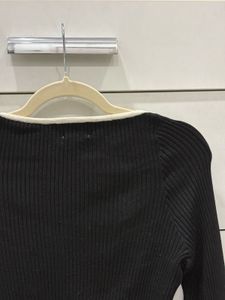 H&amp;M Ribbed Sweetheart Neck Top