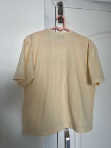 Comfortable Cream Graphic T-Shirt