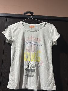 Cute Cupcake Graphic Tee