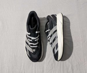 Adidas Sneakers - Grey &amp; Black