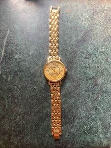 Elegant Gold Tone Women's Watch